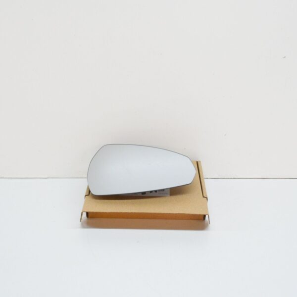 NEW AUDI A3 SPORTBACK 8V FRONT RIGHT DOOR MIRROR GLASS 8V0857536D - Image 2