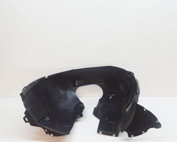 NEW AUDI A3 8V FRONT RIGHT WHEEL HOUSING LINER 8V5821172B ORIGINAL - Image 2
