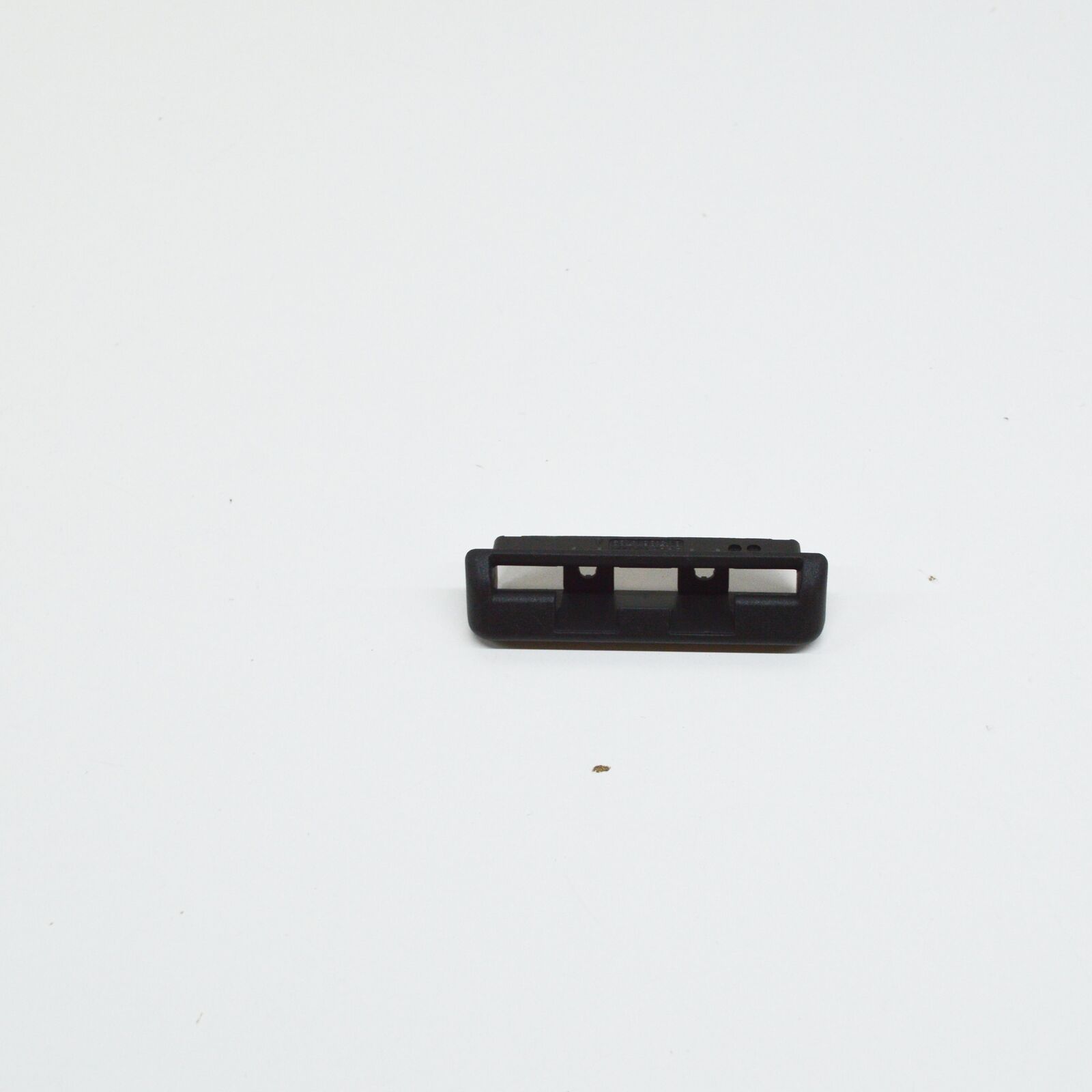 NEW AUDI A4 B8 REAR LEFT ROLLER SUNBLIND SUSPENSION LUG 8K5861789A4PK ORIGINAL 2 NEW AUDI A4 B8 REAR LEFT ROLLER SUNBLIND SUSPENSION LUG 8K5861789A4PK ORIGINAL - Image 2