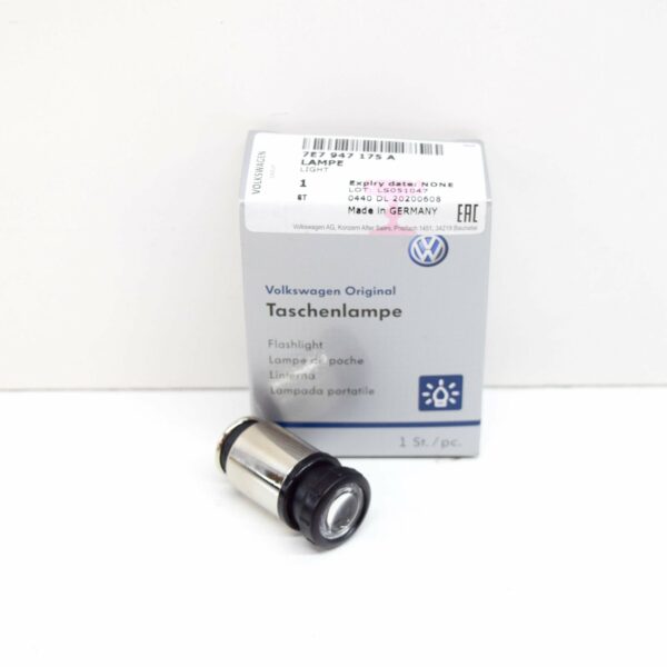 NEW VOLKSWAGEN TRANSPORTER T5 CIGARETTE LIGHTER 7E7947175A - Image 2