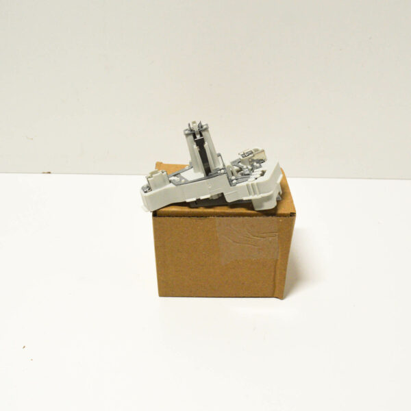 NEW VW PASSAT CC A6 REAR RIGHT TAILLIGHT BULB HOLDER 3C8945258A 2011 - Image 2