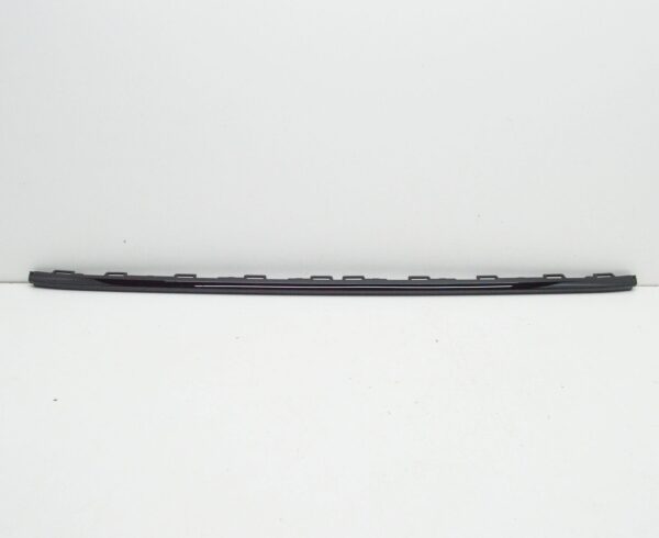 NEW AUDI E-TRON SPORTBACK FRONT BUMPER CENTER MOLDING TRIM 4KE853057Y9B - Image 2