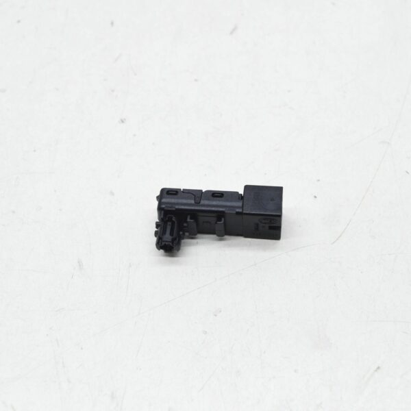NEW AUDI Q7 4M REAR RIGHT DOOR CARD PANEL LED MODULE 4M0947355D ORIGINAL - Image 2