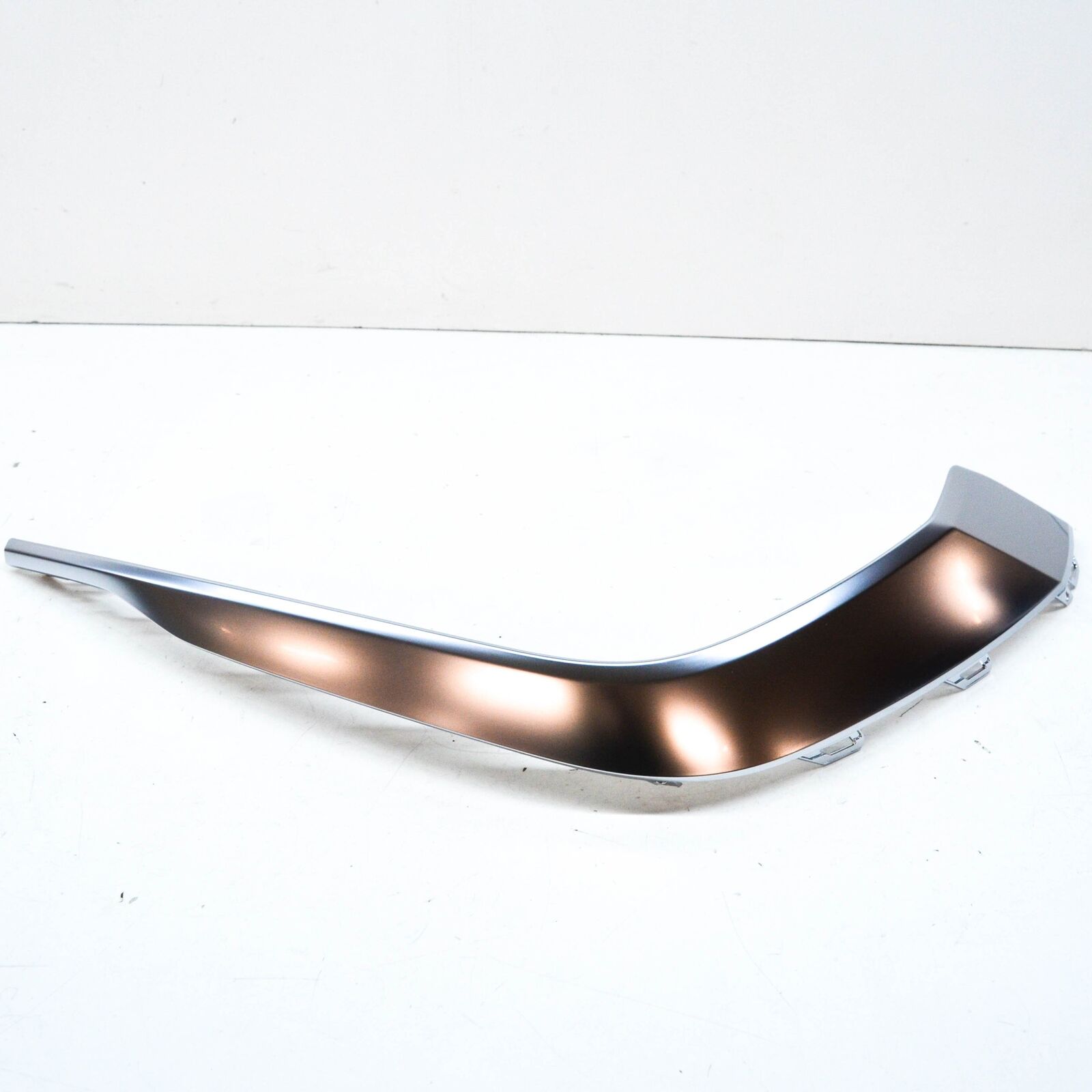 NEW AUDI A4 S4 B9 REAR LEFT BUMPER MOLDING TRIM 8W08535553Q7 ORIGINAL 2 NEW AUDI A4 S4 B9 REAR LEFT BUMPER MOLDING TRIM 8W08535553Q7 ORIGINAL - Image 2