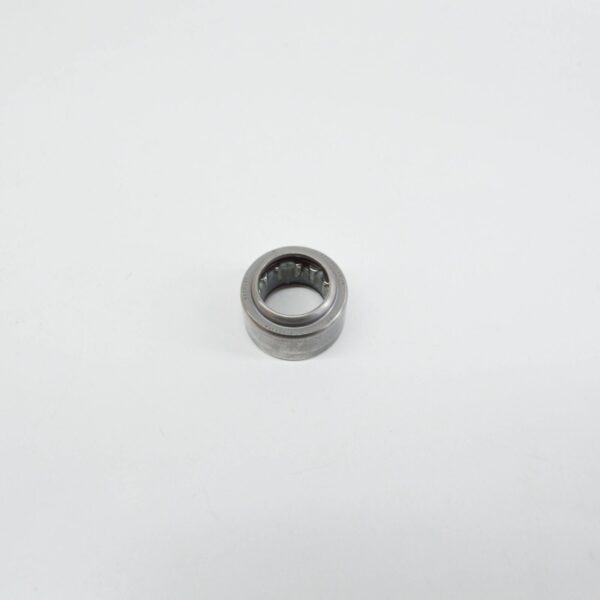 NEW MERCEDES-BENZ A W177 CRANKSHAFT NEEDLE BEARING A0039814618 ORIGINAL - Image 2