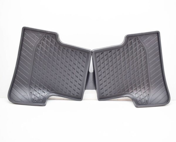 NEW MERCEDES-BENZ GLA X156 REAR FLOOR MAT SET A17668051019G33 ORIGINAL - Image 2