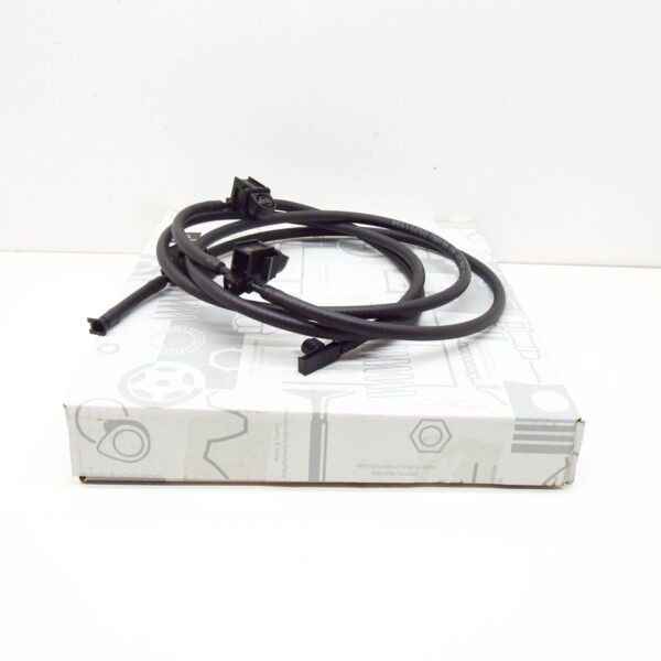 NEW MERCEDES-BENZ E W212 WASHER SYSTEM HOSE LHD A2128600792 ORIGINAL - Image 2