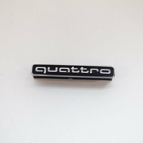 NEW AUDI Q3 8U FRONT BUMPER UPPER GRILLE QUATTRO BADGE 8U0853736BT94 - Image 2
