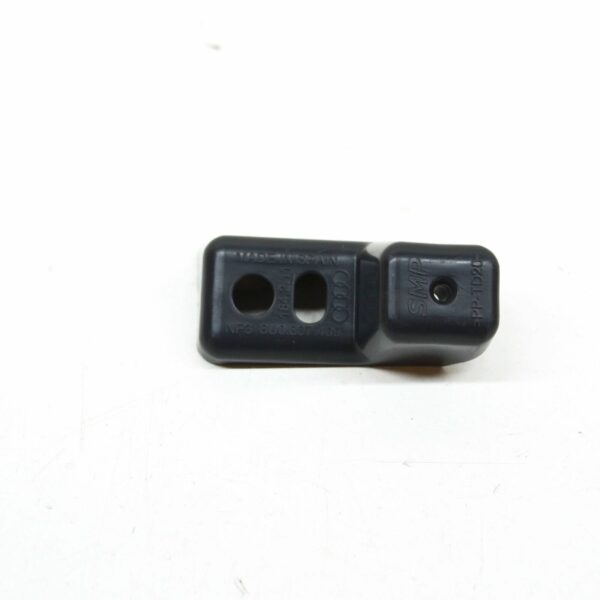 NEW AUDI Q3 8U FRONT BUMPER LEFT ADAPTER 8U0807409 ORIGINAL - Image 2