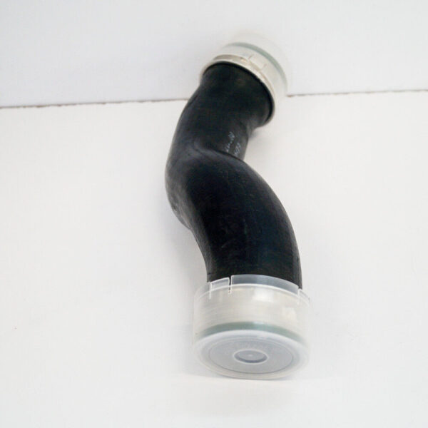 NEW VOLKSWAGEN TIGUAN 5N RIGHT INTERCOOLER HOSE 5N0145832S 2.0 PETROL 5N0145832S - Image 2