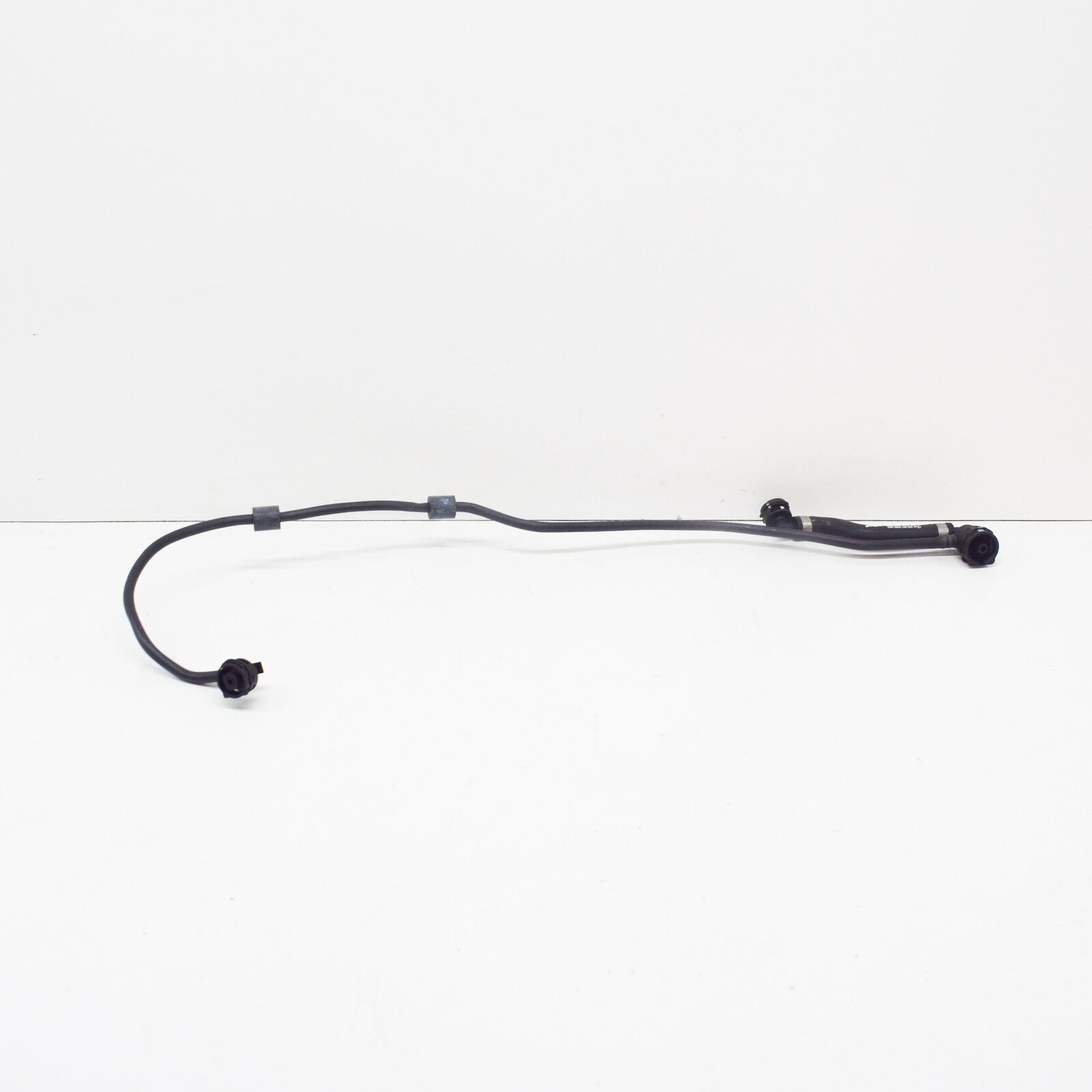 NEW MERCEDES-BENZ C-CLASS W205 EXPANSION TANK VENT LINE A2055016300 2 NEW MERCEDES-BENZ C-CLASS W205 EXPANSION TANK VENT LINE A2055016300 - Image 2