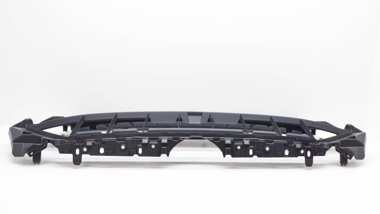 NEW AUDI A5 SPORTBACK F5 FRONT GRILLE CLOSING ELEMENT 8W6807233B ORIGINAL 2 NEW AUDI A5 SPORTBACK F5 FRONT GRILLE CLOSING ELEMENT 8W6807233B ORIGINAL - Image 2