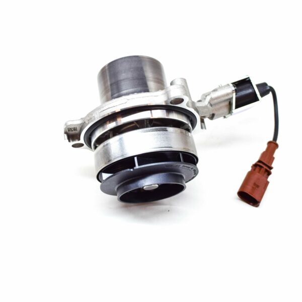NEW AUDI A3 8V ENGINE WATER PUMP 04L121011N ORIGINAL - Image 2