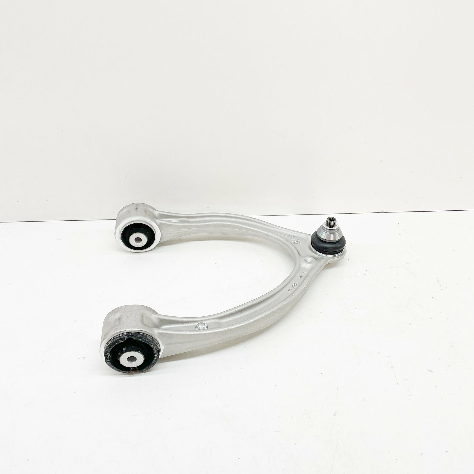 NEW MERCEDES-BENZ C-CLASS W205 FRONT RIGHT UPPER CONTROL ARM A2053305601 2 NEW MERCEDES-BENZ C-CLASS W205 FRONT RIGHT UPPER CONTROL ARM A2053305601 - Image 2