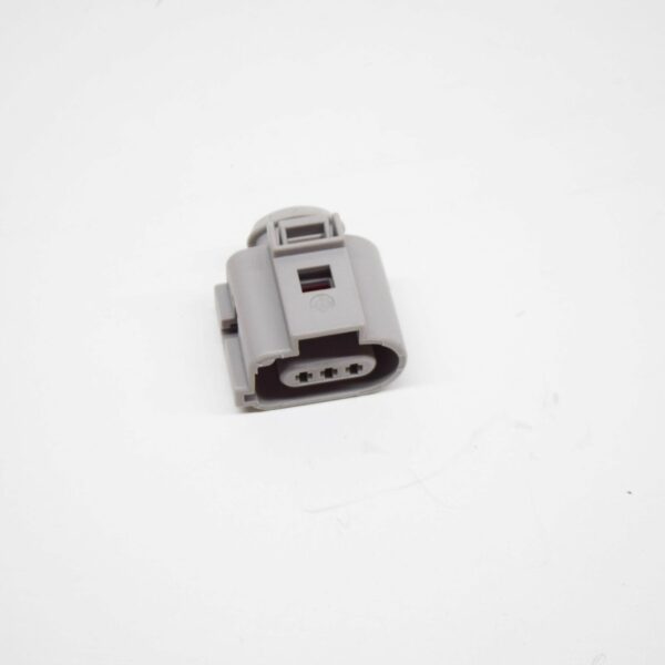 NEW AUDI A3 8P FUEL PRESSURE SENSOR CONNECTOR HOUSING 3 PIN 3B0973703G - Image 2