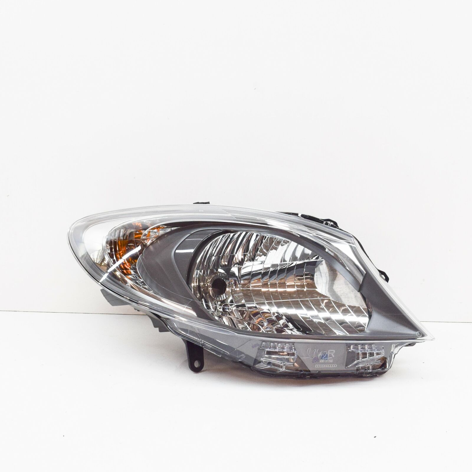 NEW MERCEDES-BENZ CITAN COMBI 415 FRONT RIGHT HEADLIGHT A4158260001 RHD 2 NEW MERCEDES-BENZ CITAN COMBI 415 FRONT RIGHT HEADLIGHT A4158260001 RHD - Image 2