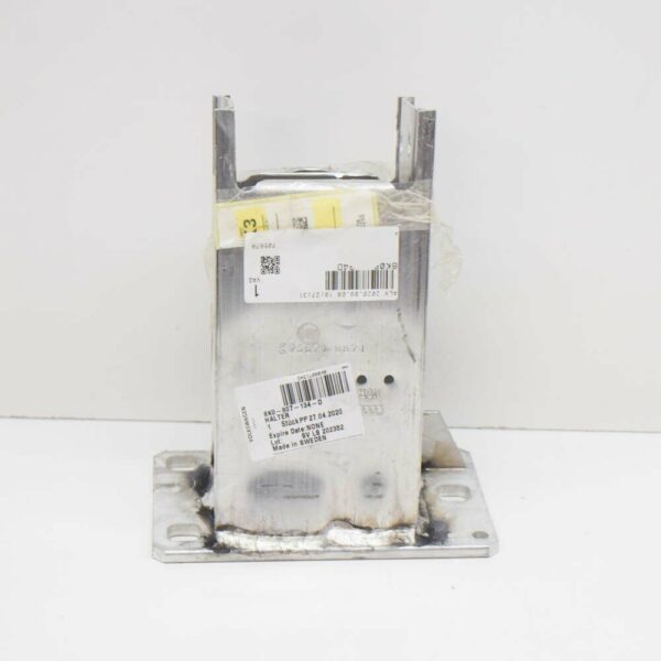 NEW AUDI A4 B8 FRONT RIGHT CRASH BAR BRACKET CARRIER 8K0807134D - Image 2