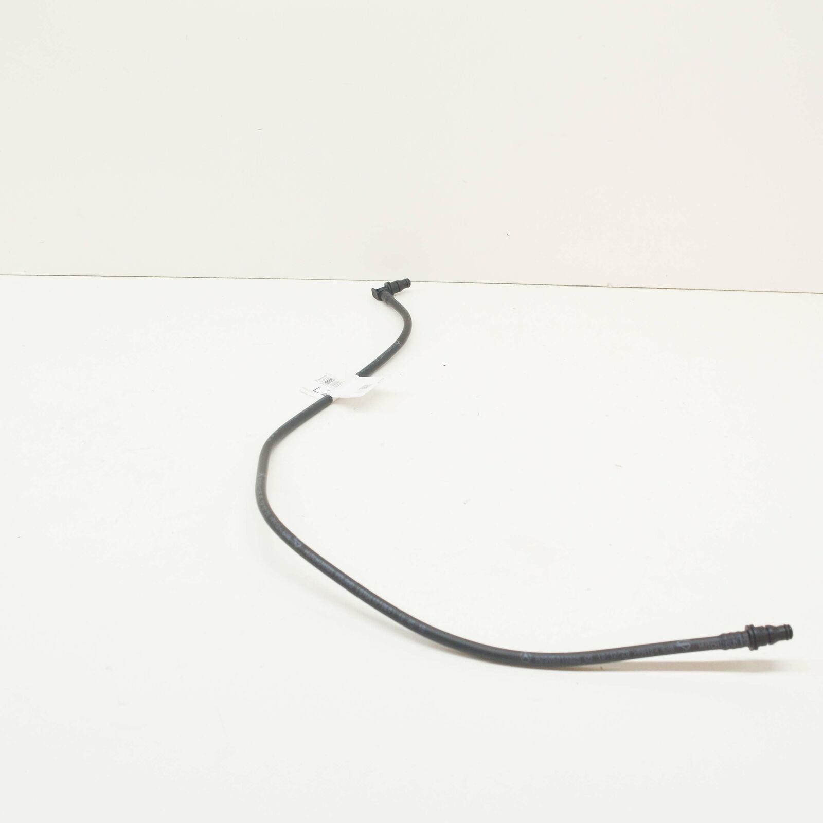 NEW MERCEDES-BENZ SL R230 ENGINE COOLANT RECOVERY TANK HOSE A2305010325 2 NEW MERCEDES-BENZ SL R230 ENGINE COOLANT RECOVERY TANK HOSE A2305010325 - Image 2