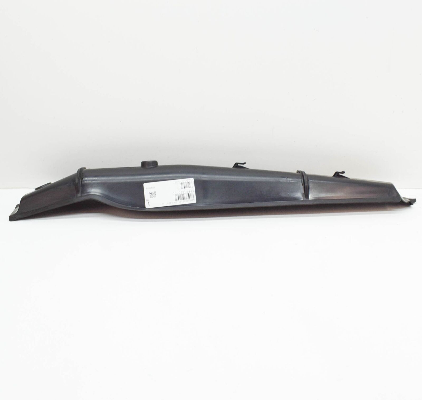 NEW MERCEDES-BENZ CLA C117 FRONT LEFT FENDER GAP COVER A1178890000 ORIGINAL 2 NEW MERCEDES-BENZ CLA C117 FRONT LEFT FENDER GAP COVER A1178890000 ORIGINAL - Image 2