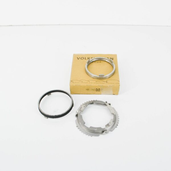 NEW AUDI Q3 F3 3RD GEAR SYNCHRONIZER RINGS SET 0A5311197D - Image 2
