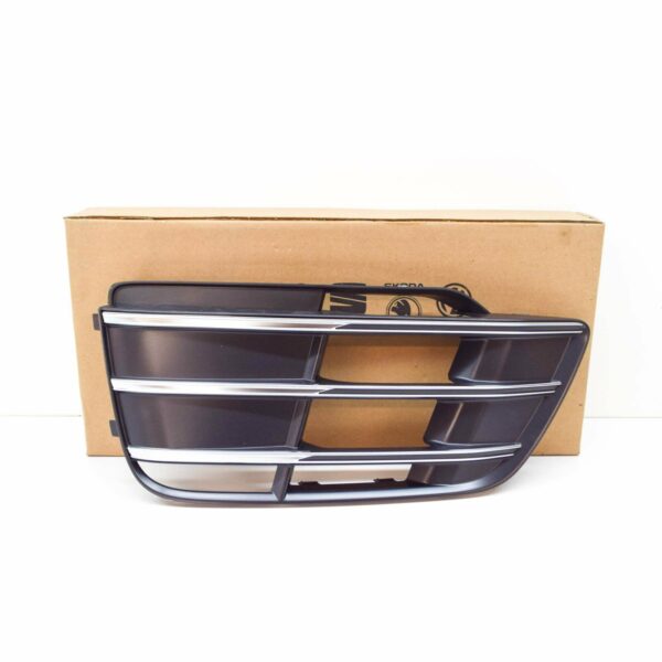 NEW AUDI Q5 FY 80A FRONT BUMPER LEFT SIDE GRILLE 80A807679MRU6 - Image 2