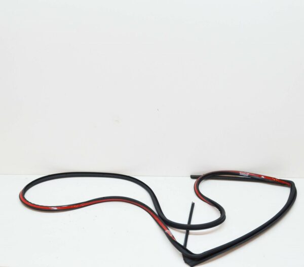 NEW AUDI Q7 4L REAR RIGHT OUTER DOOR SEAL SELF-ADHESIVE 4L0839912 - Image 2