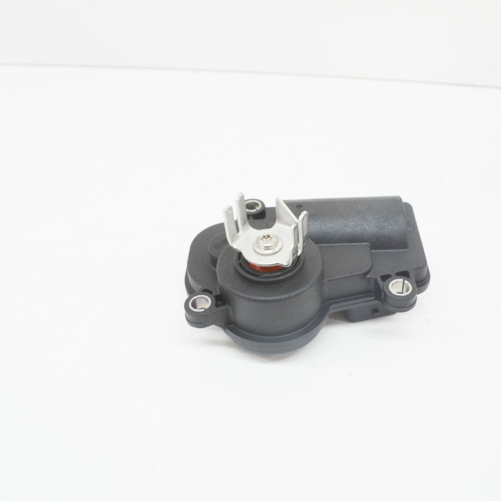 NEW MERCEDES-BENZ CLA C117 EXHAUST GAS FLAP CONTROLLER A0009061201 2 NEW MERCEDES-BENZ CLA C117 EXHAUST GAS FLAP CONTROLLER A0009061201 - Image 2