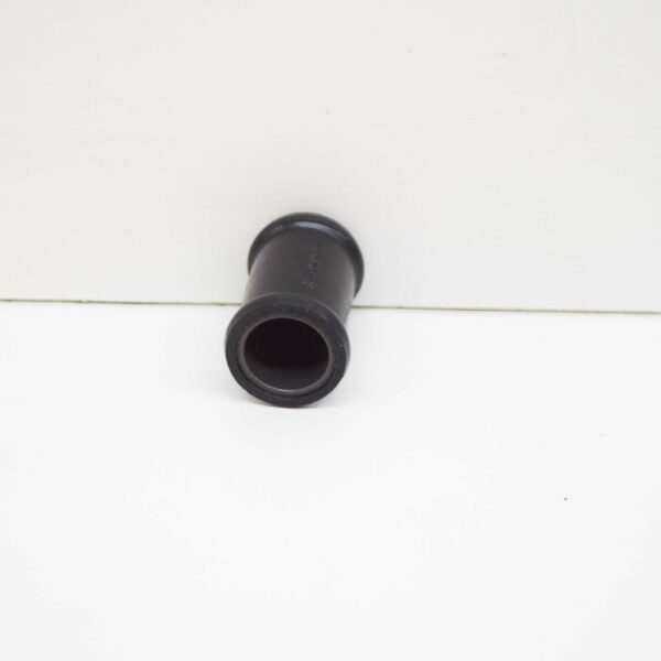 NEW MB SPRINTER 906 FEED LINE CONNECTION PIPE SOCKET A0009977070 ORIGINAL - Image 2