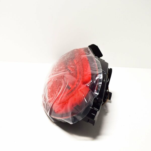 NEW VOLKSWAGEN BEETLE CABRIO A5 REAR RIGHT TAILLIGHT LAMP 5C3945208D ORIGINAL - Image 2
