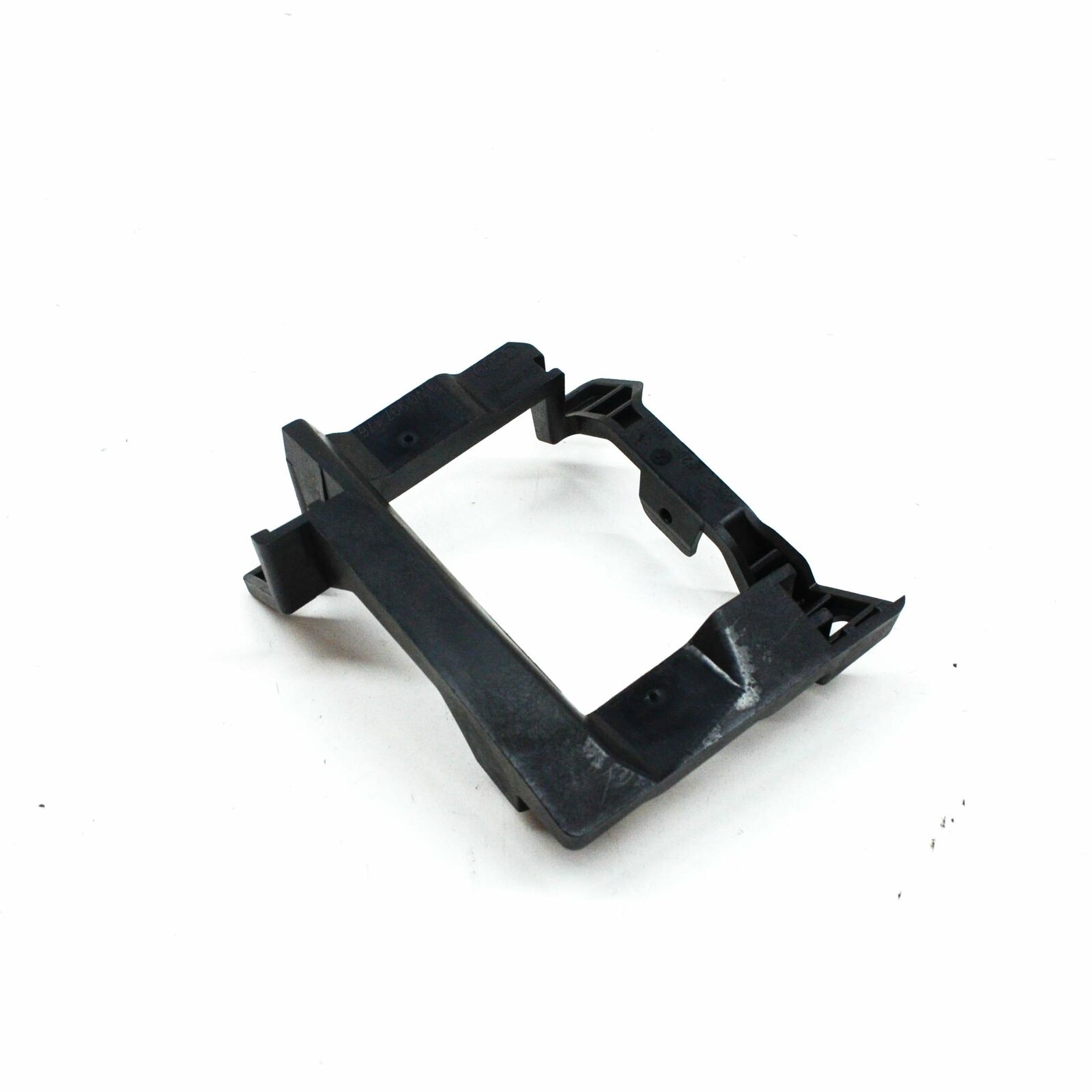 NEW AUDI A4 B9 BLIND SPOT DETECTION WARNING SENSOR BRACKET RIGHT 8W0907176 2 NEW AUDI A4 B9 BLIND SPOT DETECTION WARNING SENSOR BRACKET RIGHT 8W0907176 - Image 2