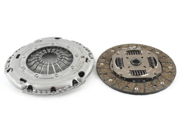 NEW VOLKSWAGEN GOLF 5G MK7 CLUTCH PLATE AND PRESSURE PLATE 04E141016H ORIGINAL - Image 2
