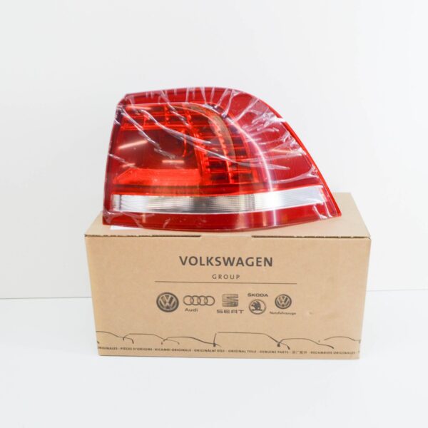 NEW VOLKSWAGEN TOUAREG 7P REAR RIGHT LED OUTER TAIL LIGHT 7P6945208 ORIGINAL - Image 2