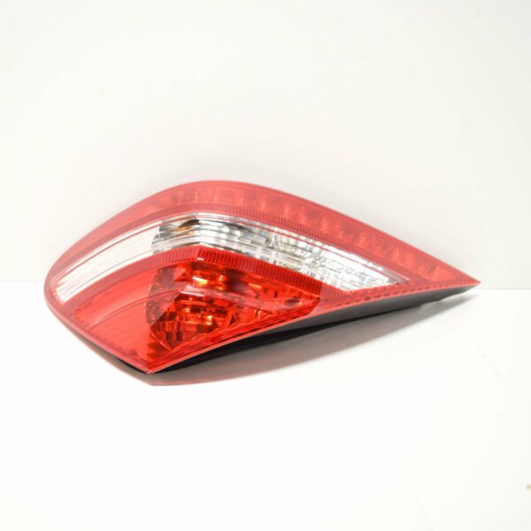 NEW MERCEDES BENZ SL R230 REAR RIGHT TAIL LIGHT A2308201264 - Image 2