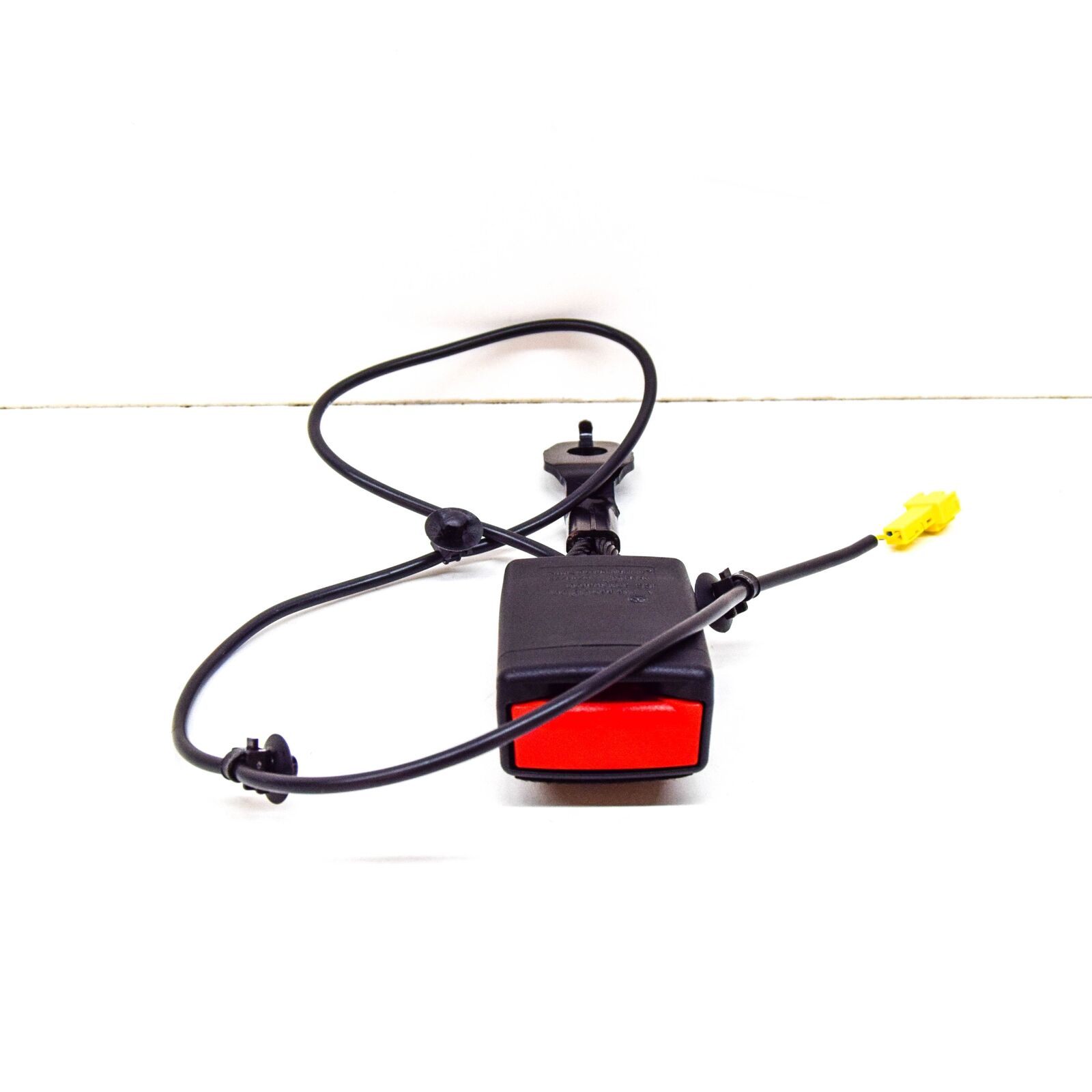 NEW MERCEDES-BENZ CLA C117 FRONT LEFT SEAT BELT LOCK A24686009009051 ORIGINAL 2 NEW MERCEDES-BENZ CLA C117 FRONT LEFT SEAT BELT LOCK A24686009009051 ORIGINAL - Image 2