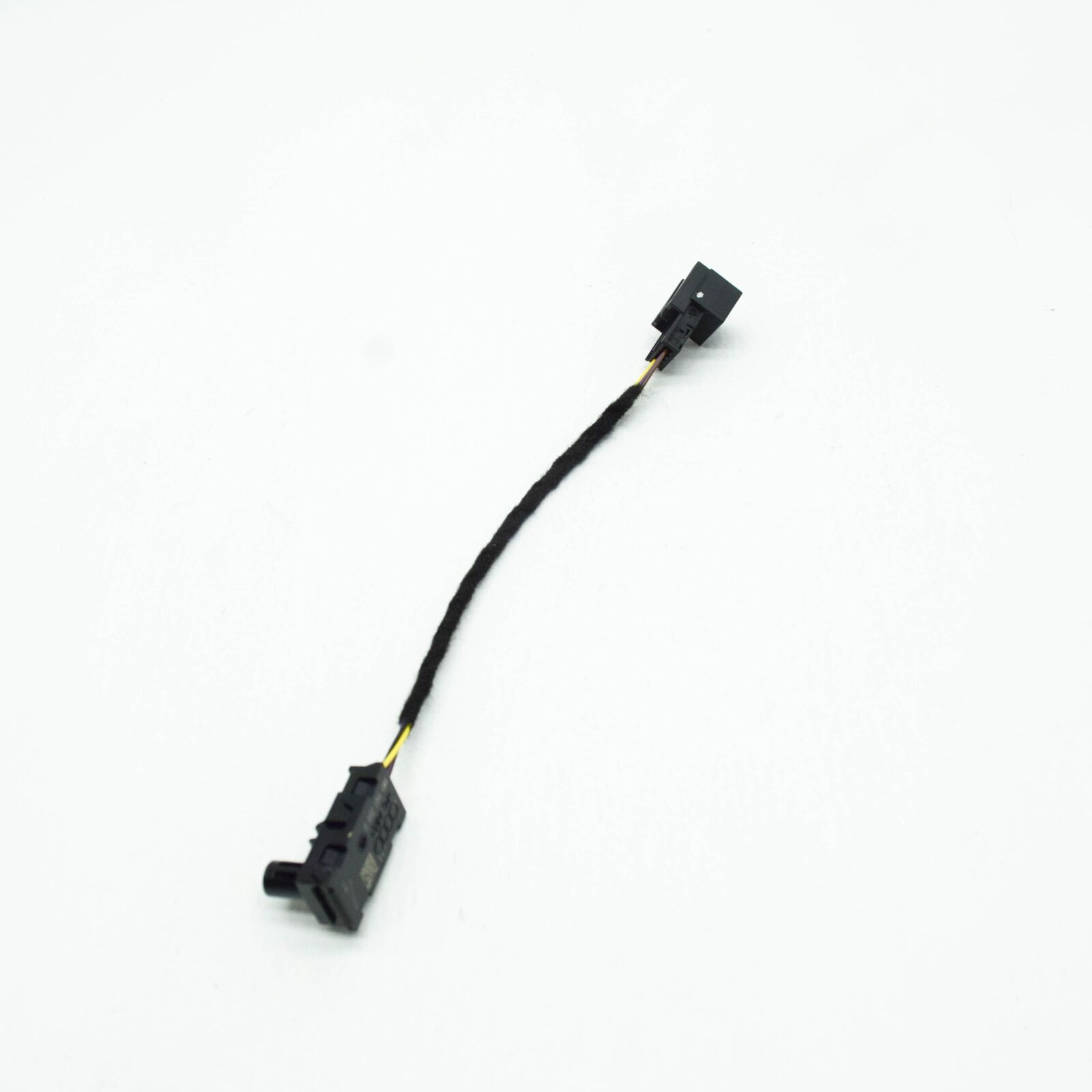 NEW AUDI A4 B9 AVANT FRONT RIGHT DOOR MODULE 8W0947355DM ORIGINAL 2 NEW AUDI A4 B9 AVANT FRONT RIGHT DOOR MODULE 8W0947355DM ORIGINAL - Image 2