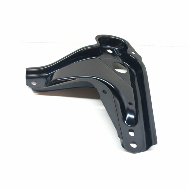 NEW MB GLE W167 FRONT RIGHT LOWER REAR FENDER RAIL HOLDER A1676221800 ORIGINAL - Image 2