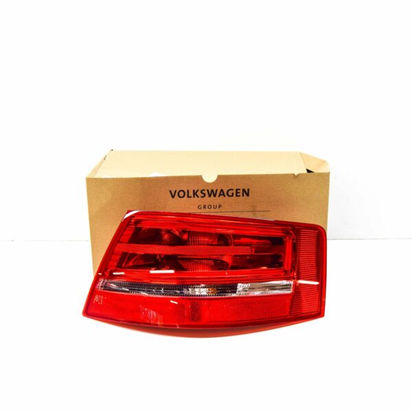 NEW AUDI A3 CONVERTIBLE 8P REAR RIGHT TAIL LIGHT 8P7945096 - Image 2