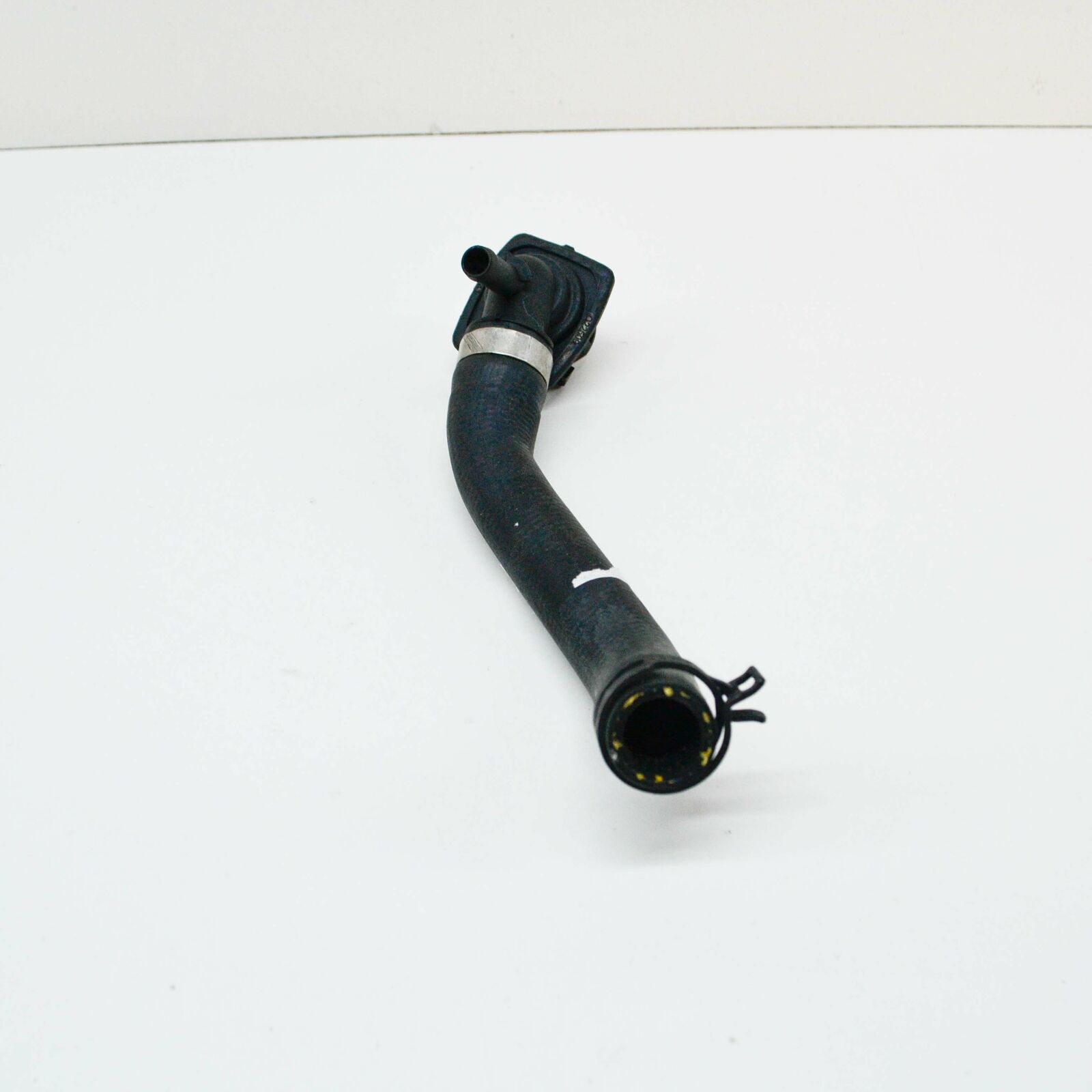NEW MERCEDES-BENZ C W205 COOLANT WATER PIPE HOSE A2058300802 AMG ORIGINAL 2 NEW MERCEDES-BENZ C W205 COOLANT WATER PIPE HOSE A2058300802 AMG ORIGINAL - Image 2