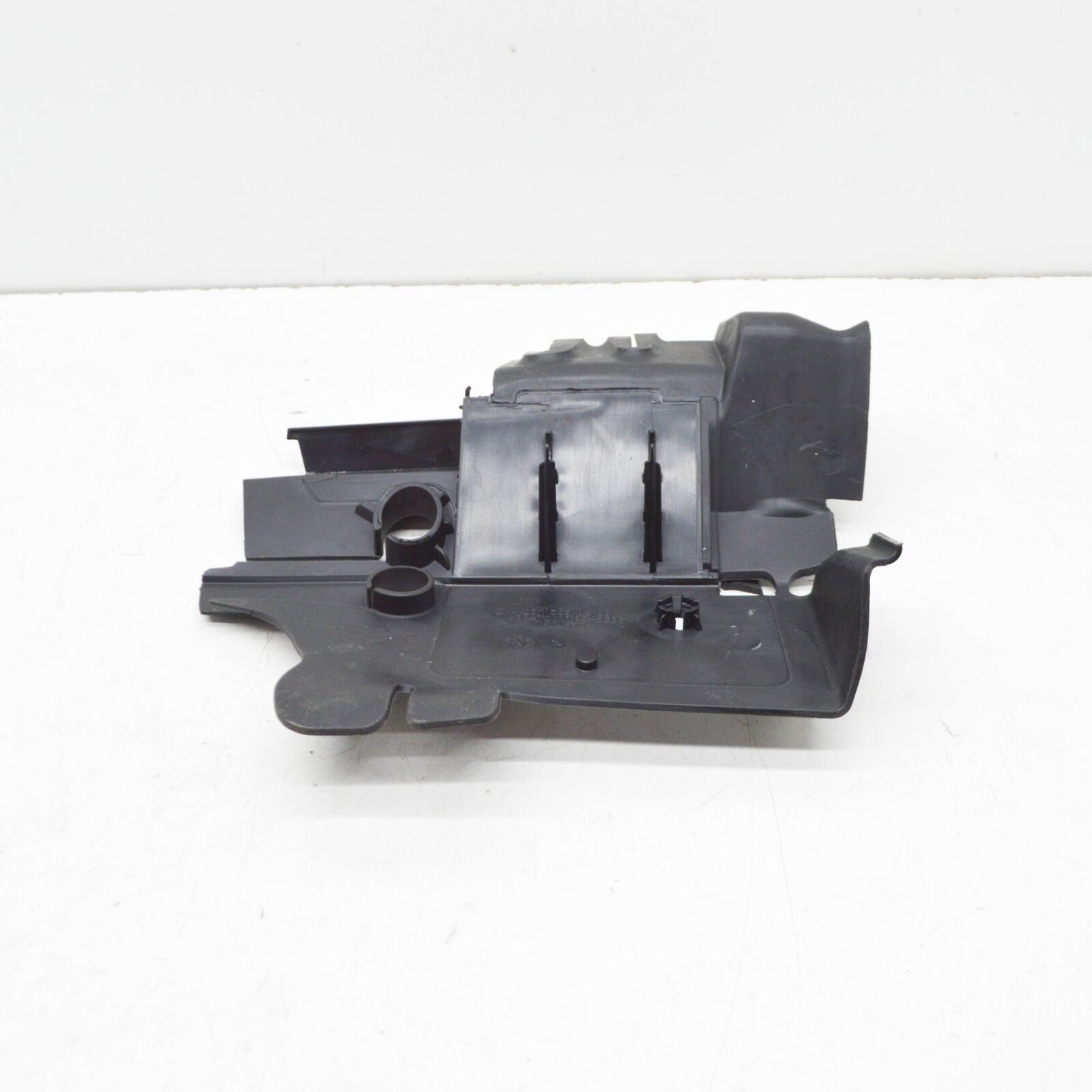 NEW MERCEDES-BENZ SL R231 RADIATOR AIR DUCT A2315050988 ORIGINAL 2 NEW MERCEDES-BENZ SL R231 RADIATOR AIR DUCT A2315050988 ORIGINAL - Image 2