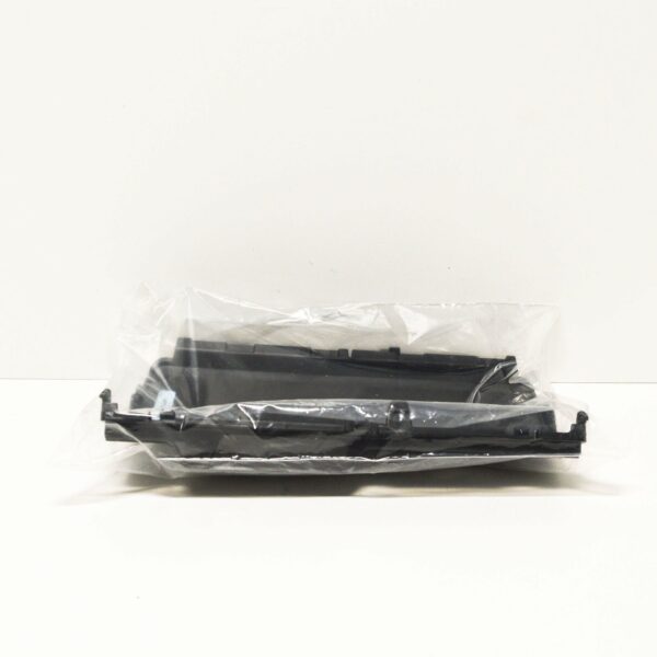 NEW MB R W251 REAR BUMPER TOW BAR COVER A25188535237C45 ORIGINAL - Image 2