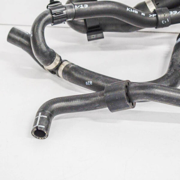 NEW AUDI A3 8V ENGINE COOLANT HOSE 5Q0122051BM ORIGINAL - Image 2