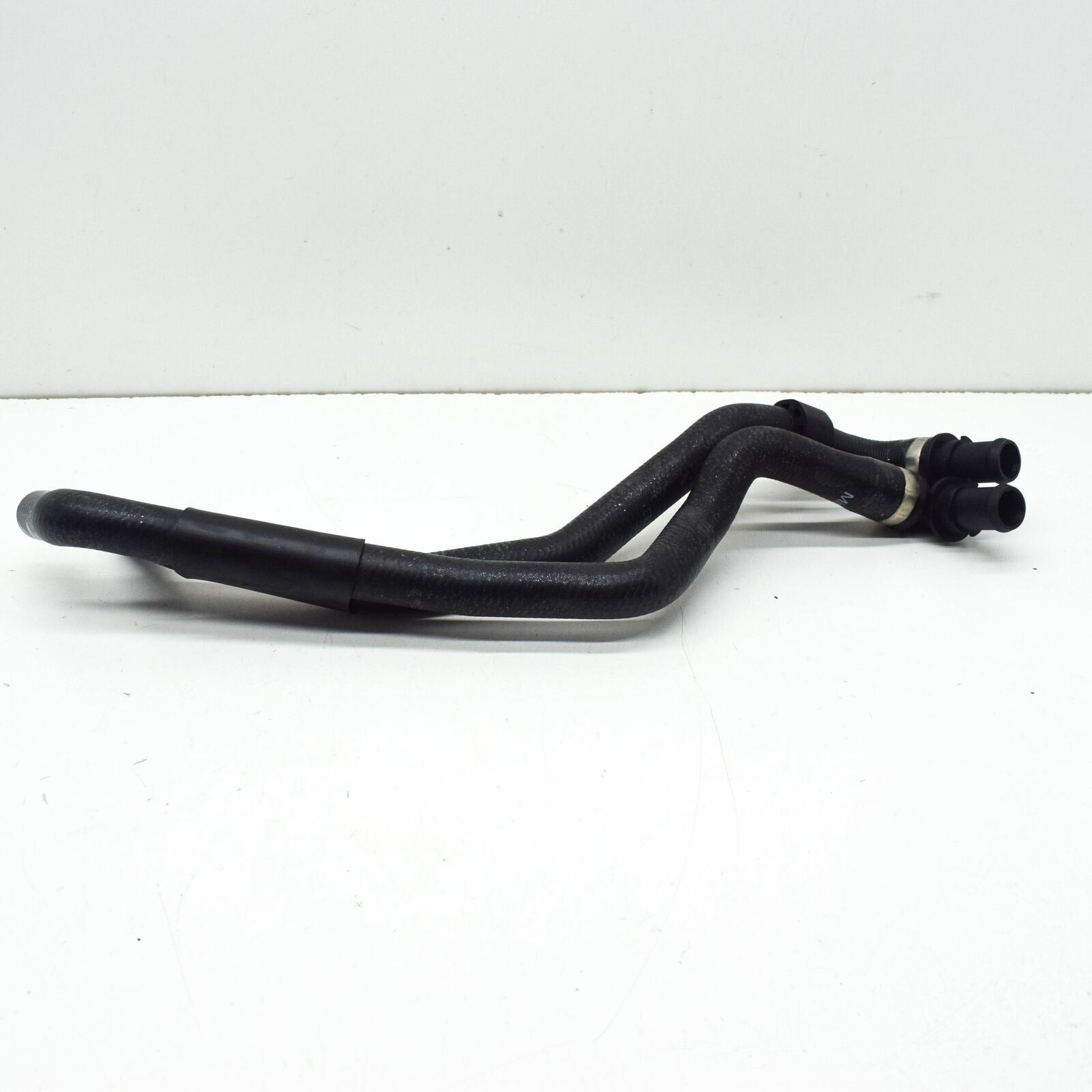 NEW AUDI A4 B9 AVANT ENGINE COOLANT HOSE PIPE 8W0819350N 2 NEW AUDI A4 B9 AVANT ENGINE COOLANT HOSE PIPE 8W0819350N - Image 2