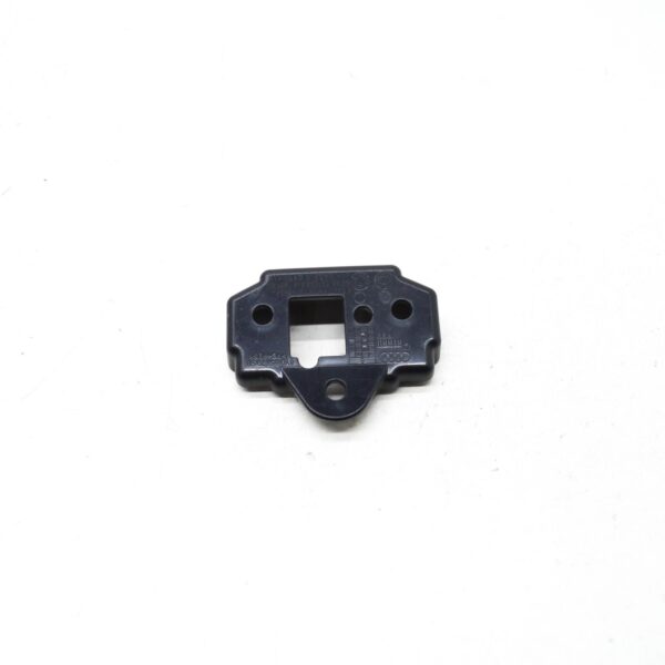 NEW AUDI A3 8Y FRONT RADIATOR GRILLE SECURING PLATE 8Y0853795B - Image 2