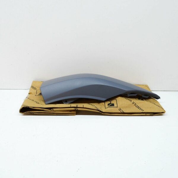 NEW AUDI E-TRON GEN FRONT RIGHT SPOILER COVER TRIM 4KE807062CGRU - Image 2