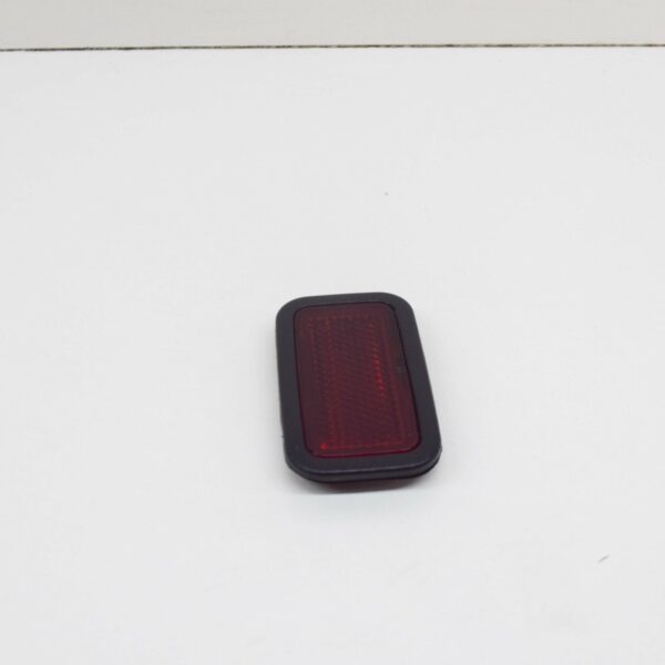 NEW MERCEDES-BENZ ML W164 REAR DOOR REFLECTOR A1648201474 ORIGINAL - Image 2