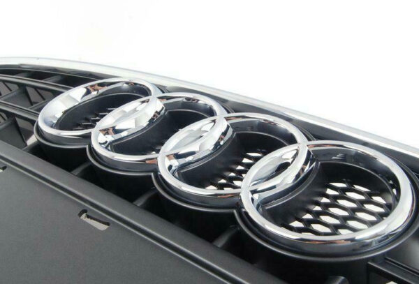 NEW AUDI TT 8J RADIATOR GRILLE 8J0853651A1QP - Image 2