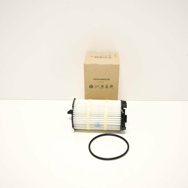 NEW AUDI S5 8T OIL FILTER 079198405E 4.2 PETROL 260KW - Image 2