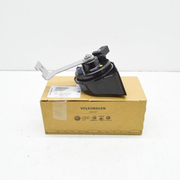 NEW AUDI Q7 4M LEFT LOW TONE HORN SIGNAL FANFARE 4M0951209 - Image 2