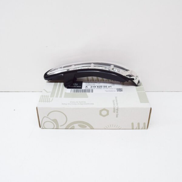 NEW MERCEDES-BENZ CLS C219 LEFT WING MIRROR TURN INDICATOR A2198200521 ORIGINAL - Image 2