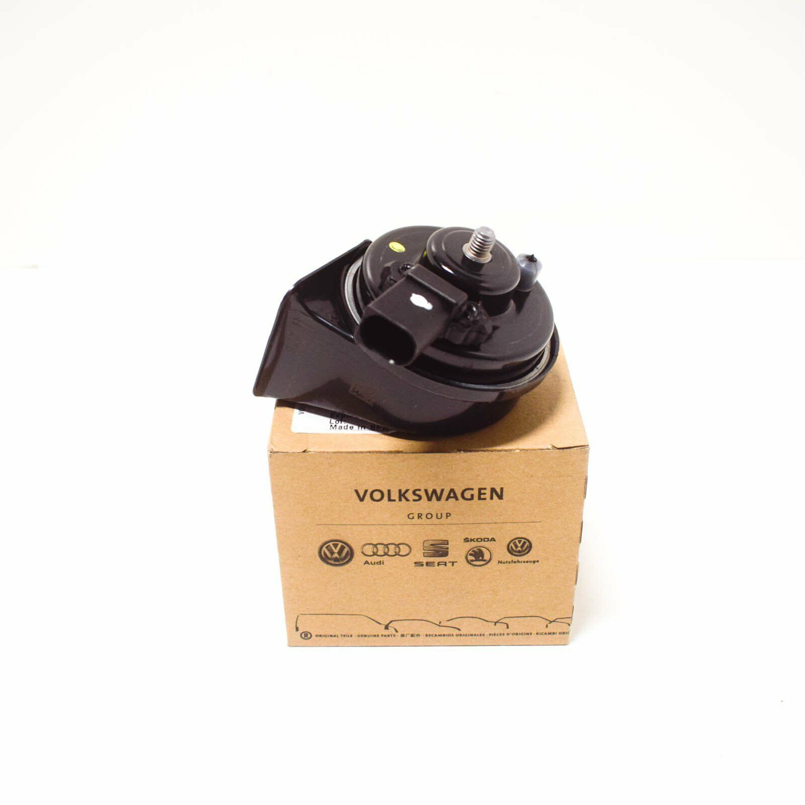 NEW AUDI A4 B9 HORN SIGNAL 8W0951223 2018 2 NEW AUDI A4 B9 HORN SIGNAL 8W0951223 2018 - Image 2